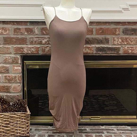 SHEIN Dresses & Skirts - Tan slim fitting spaghetti strap dress / XS / Excellent condition
